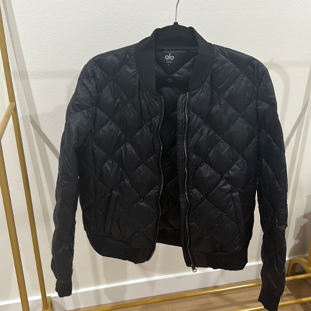 Alo diamond puffer jacket